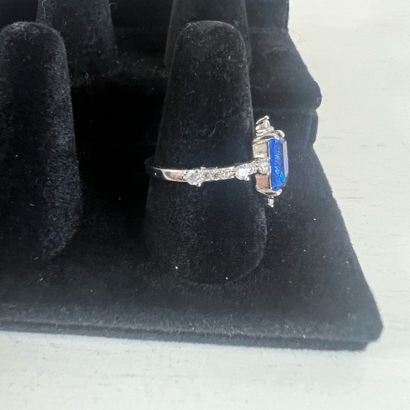 Lab Created Sapphire Ring Sz 8 - Picture 5 of 5